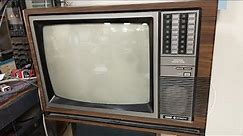 Servicing a 1981 Hitachi CT-1914 19" Color tv.