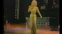Dolly Parton "9 to 5" live