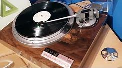 JVC Victor QL - Y55F, Drive Turntable System, Electro Servo Controlled, Fully Automatic Player