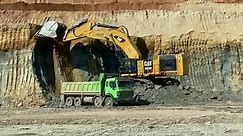 Mining Excavators , Wheel Loaders, Construction And Mining Sites - Sotiriadis/Labrianidis Mining