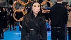 Awkwafina reveals that her pet cat has learned to use the toilet
