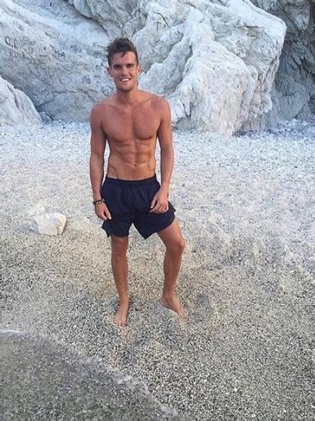 geordie phwoar 21 ridiculously sexy snaps of the geordie shore cast