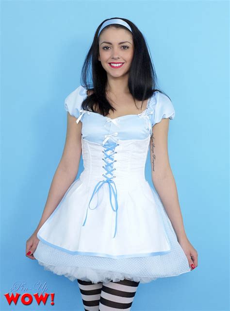 pin up wow gorgeous bryoni kate williams in an sexy alice in wonderland adventure web starlets