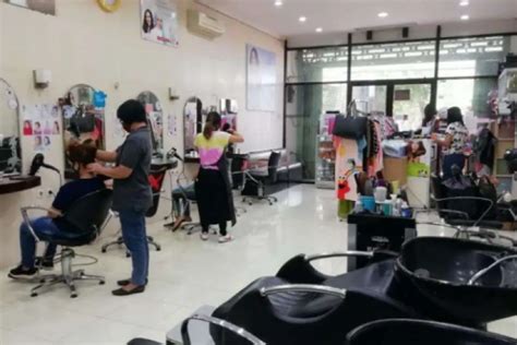 Daftar Salon Pria Dan Wanita Terdekat Di Surabaya Termurah 2023