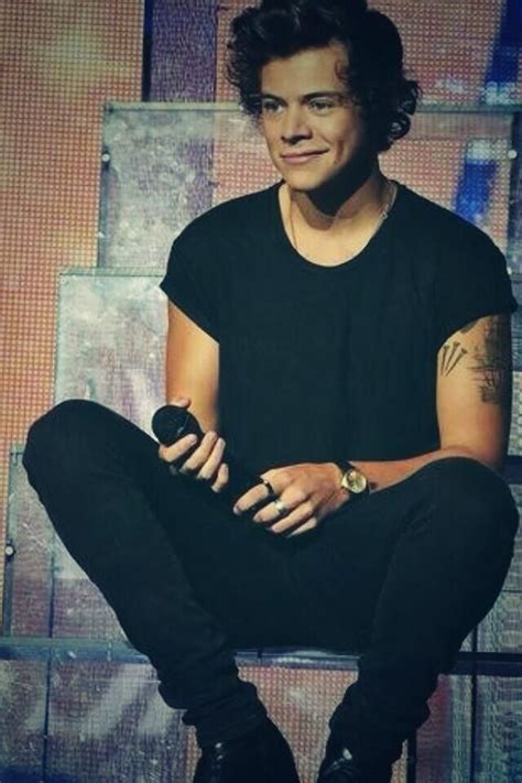 Cheeky Little Smile 😊 ️ Harry Styles Dimples Harry