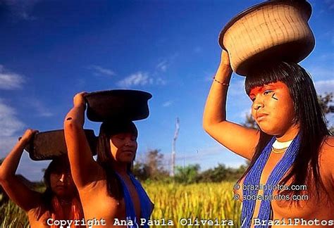 mehinako indigenous people xingu amazon rain forest brazil native americans south
