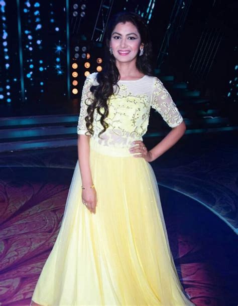 Sriti Jha Proves Styling Can Go A Long Way With Even A Hint Of Yellow