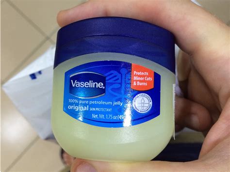 people are using vaseline on their acne — and it actually works