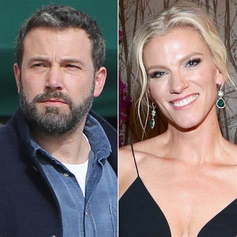 Ben Affleck Lindsay Shookus Romance He Loves To Be With Her