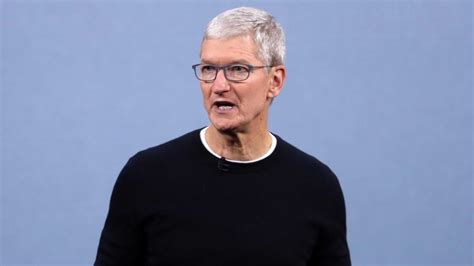Tim Cook Wallpapers Top Free Tim Cook Backgrounds Wallpaperaccess