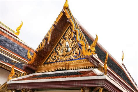 jade buddha temple  bangkokthailand stock photo image  religion