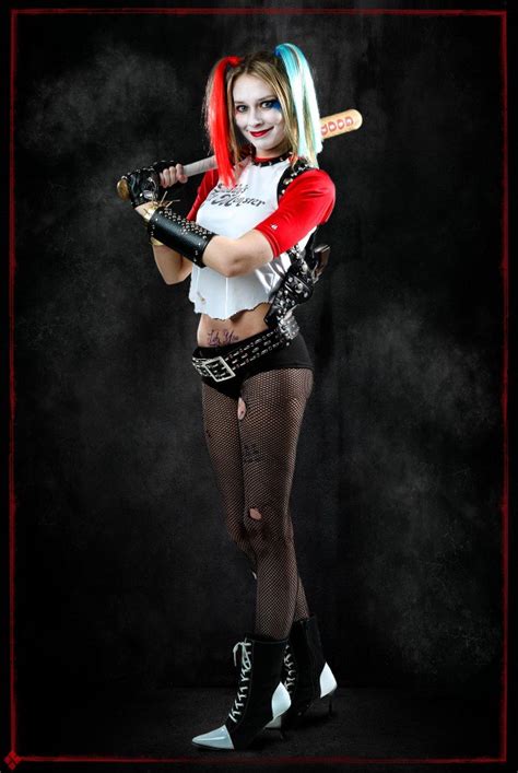 diy harley quinn suicide squad cosplay and makeup