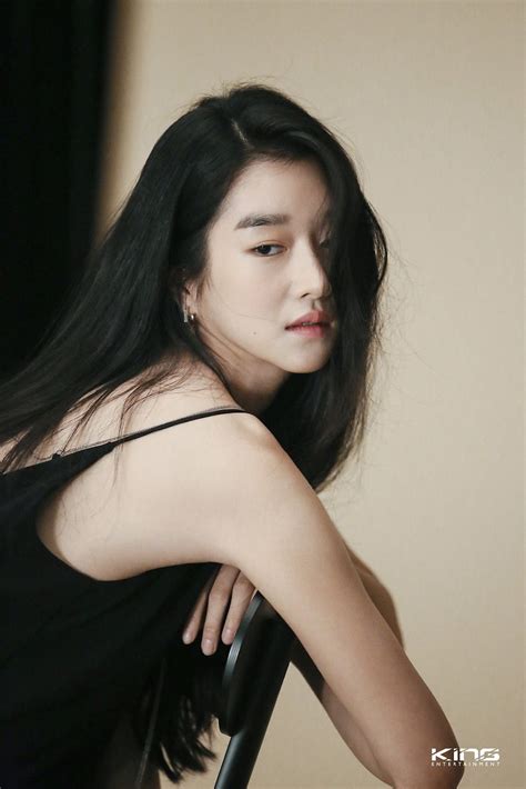 Seo Ye Ji Gazes Forlornly In Photos For September Issue Of
