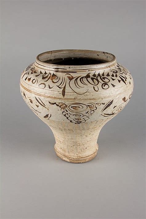 images  ancient pottery  faience  pinterest jars museums  mycenaean