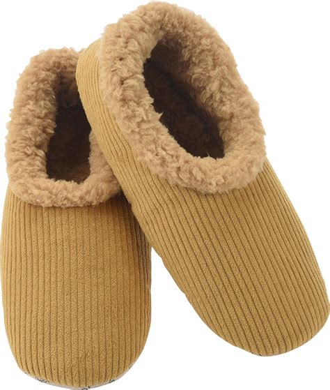 amazoncom snoozies mens corduroy slippers slippers  men mens house slippers fuzzy