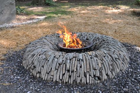 unique fire pits   outdoor areas homesfeed