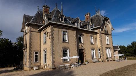 koper van chateau meiland haakt af kasteel staat weer te koop voor miljoen euro show adnl