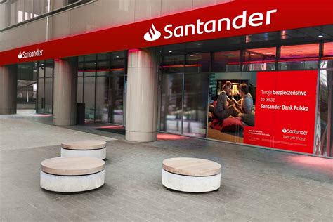 santander bank polska supports polish startups