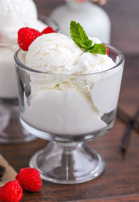 healthy homemade vanilla bean ice cream sugar free low carb keto