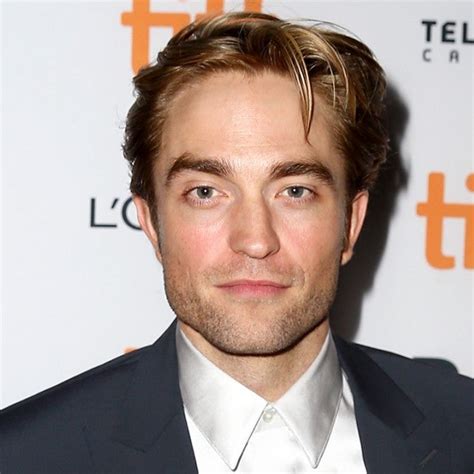robert pattinson exclusive interviews pictures and more entertainment tonight