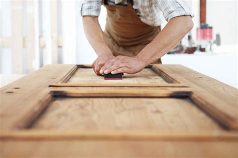 decaper meuble en bois comment enlever de la peinture ou du vernis sur du bois auvergne