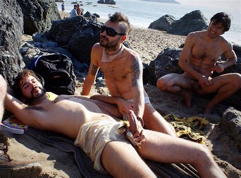 hi def photos and videos of gay beach gay content 5 pics