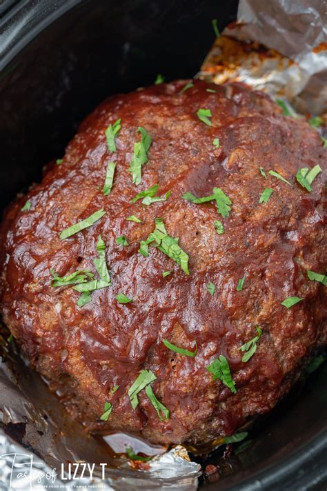 slow cooker meatloaf easy  ingredient recipe tastes  lizzy