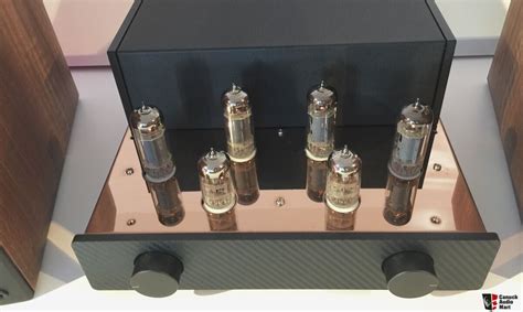 tube integrated amplifier analog acoustics photo  canuck audio mart