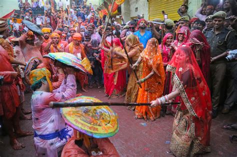 places  holi celebration  vrindavan  barsana