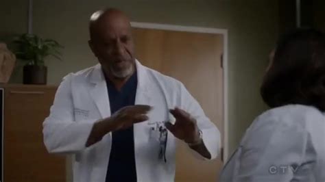 Yarn Makes Them Feel Watched Over Greys Anatomy 2005 S12e08