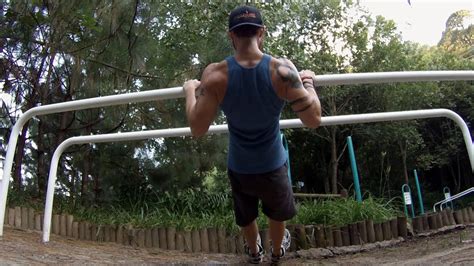 How To Perform Australian Pull Ups Inverted Rows Youtube