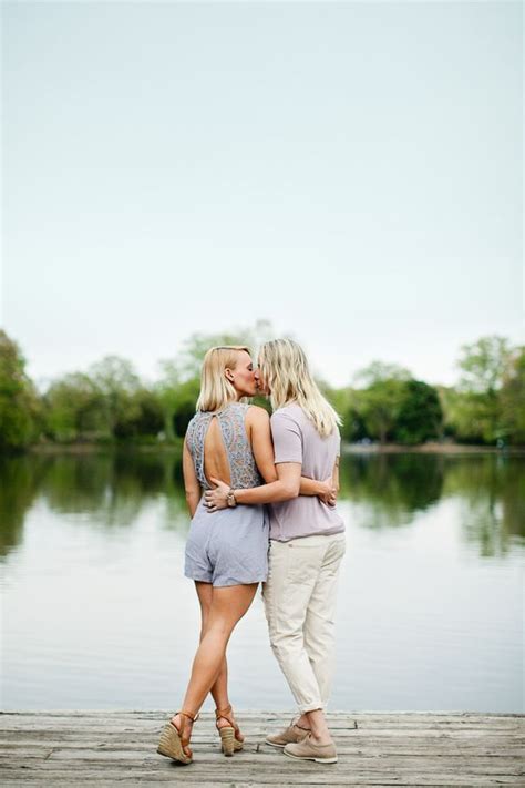 pin by jennifer chenal on lesbian kiss lesbian couples photography