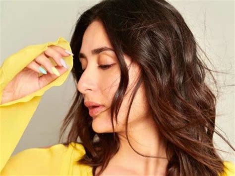 this is how you can get kareena kapoor s matte nude make up look