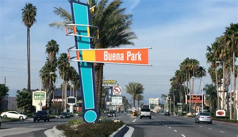 buena park touts beach boulevard attractions  state   city