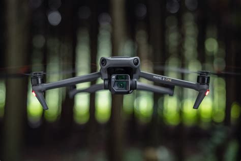 dji announces  mavic   mavic  cine dual camera drones exibart street