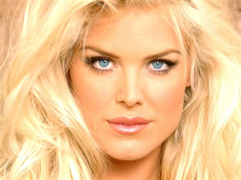Victoria Silvstedt Pictures Mature Milf