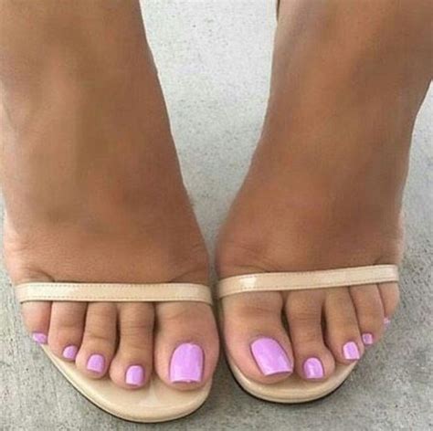 pin on oh them beautiful feet and toes 2