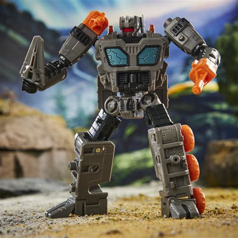 transformers earthrise runabout revealed transformers news tfw