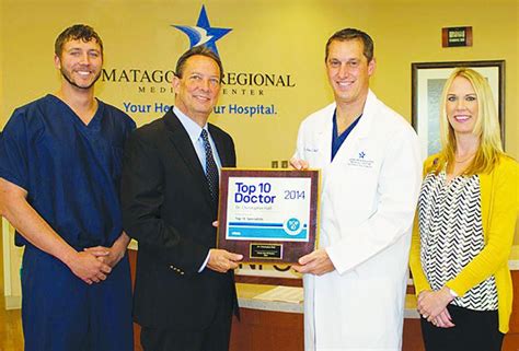 Bay City Orthopedic Surgeon Receives Prestigious Award News
