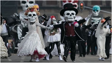 asi se vivio el desfile internacional del  de muertos