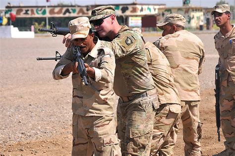 101st Airborne Soldiers Build Elite Iraqi Force With