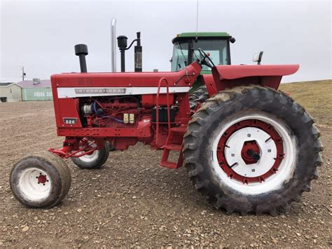 ih  diesel tractor sells  april   equipment auction american ag video auction