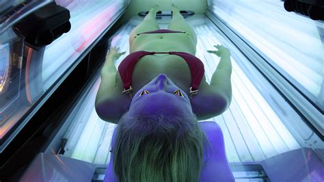 tanning beds found at most major gyms despite health risks