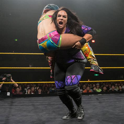 beautiful women of wrestling asuka vs nia jax nxt women s