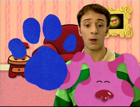 Image Pawprint In Magenta Gets Glasses Png Blue S Clues Wiki