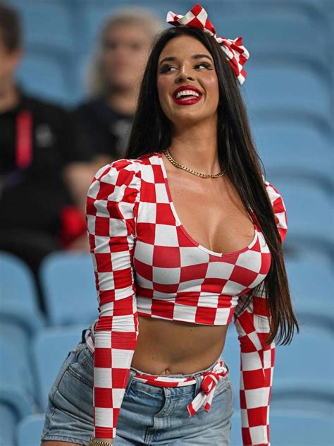 fifa world cup 2022 topless argentina fan noe dreams breaks silence as
