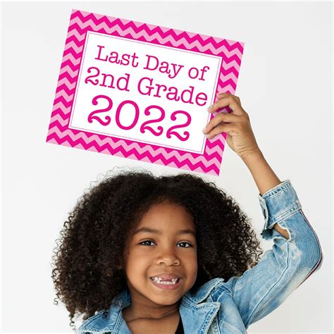 printable  day  school signs   photo props