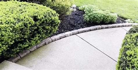 sidewalk border pavers edgers outdoor decor backyard outdoor walkway outdoor landscaping