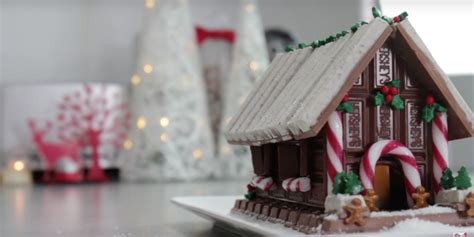 You Ve Got To See This Kit Kat Gingerbread House
