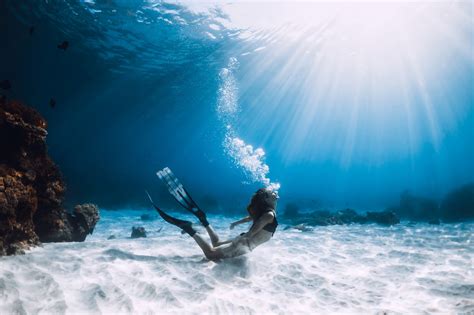 Hintergrundbilder Meer Unterwasser Frau Tauchen 2048x1365